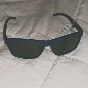 24/7 Life polarized sunglasses 🕶️